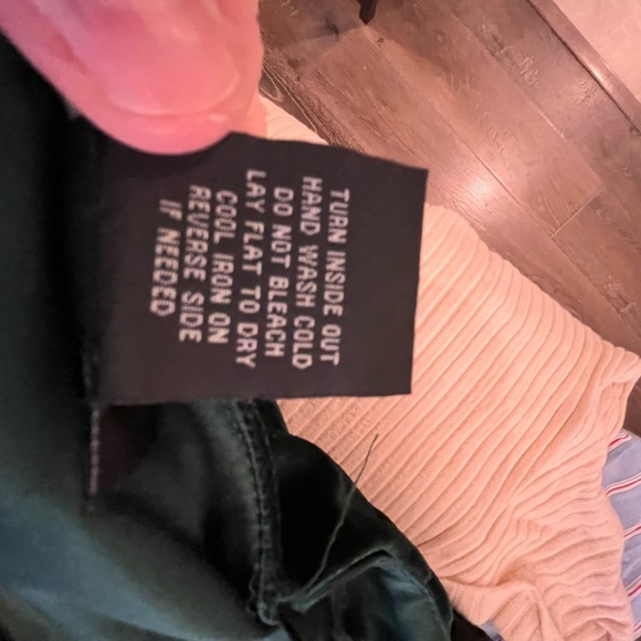 Elegant Green Velvet Jumpsuit - Picture 7 of 7